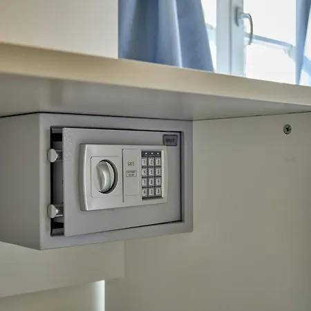 Aparthotel Via Ai Portici 3*